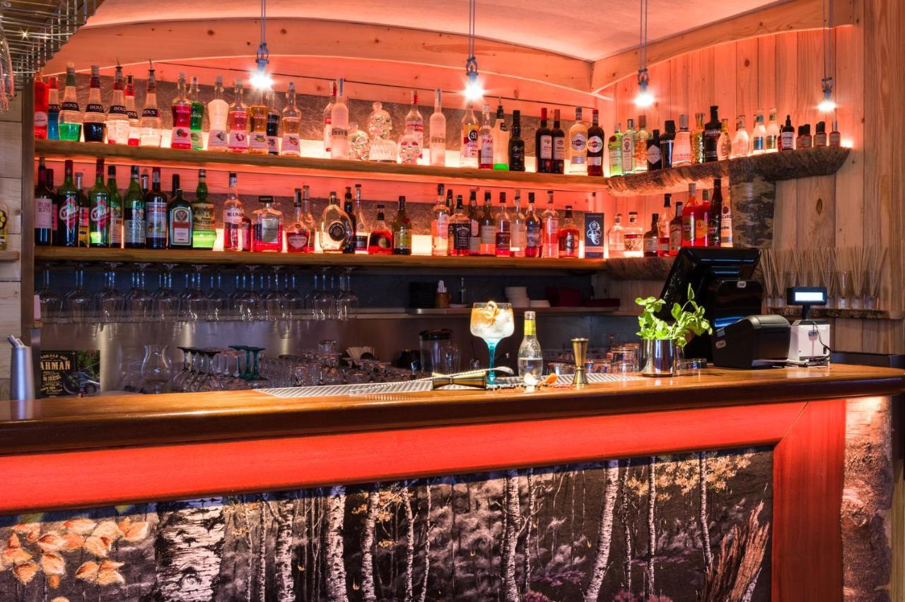 Hotel Moderno Restaurant Серина Экстерьер фото