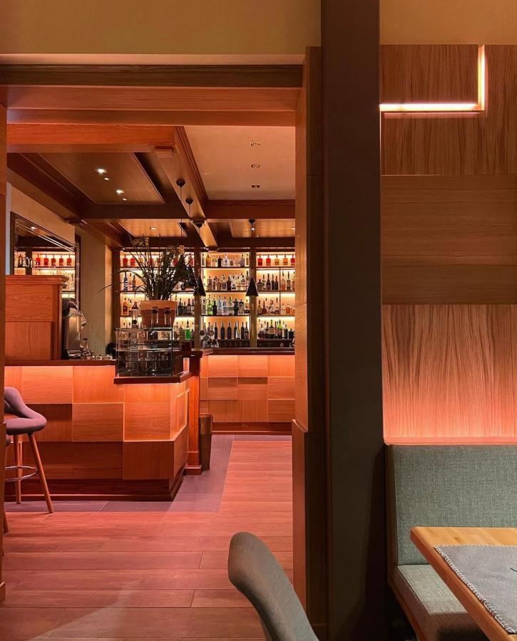 Hotel Moderno Restaurant Серина Экстерьер фото