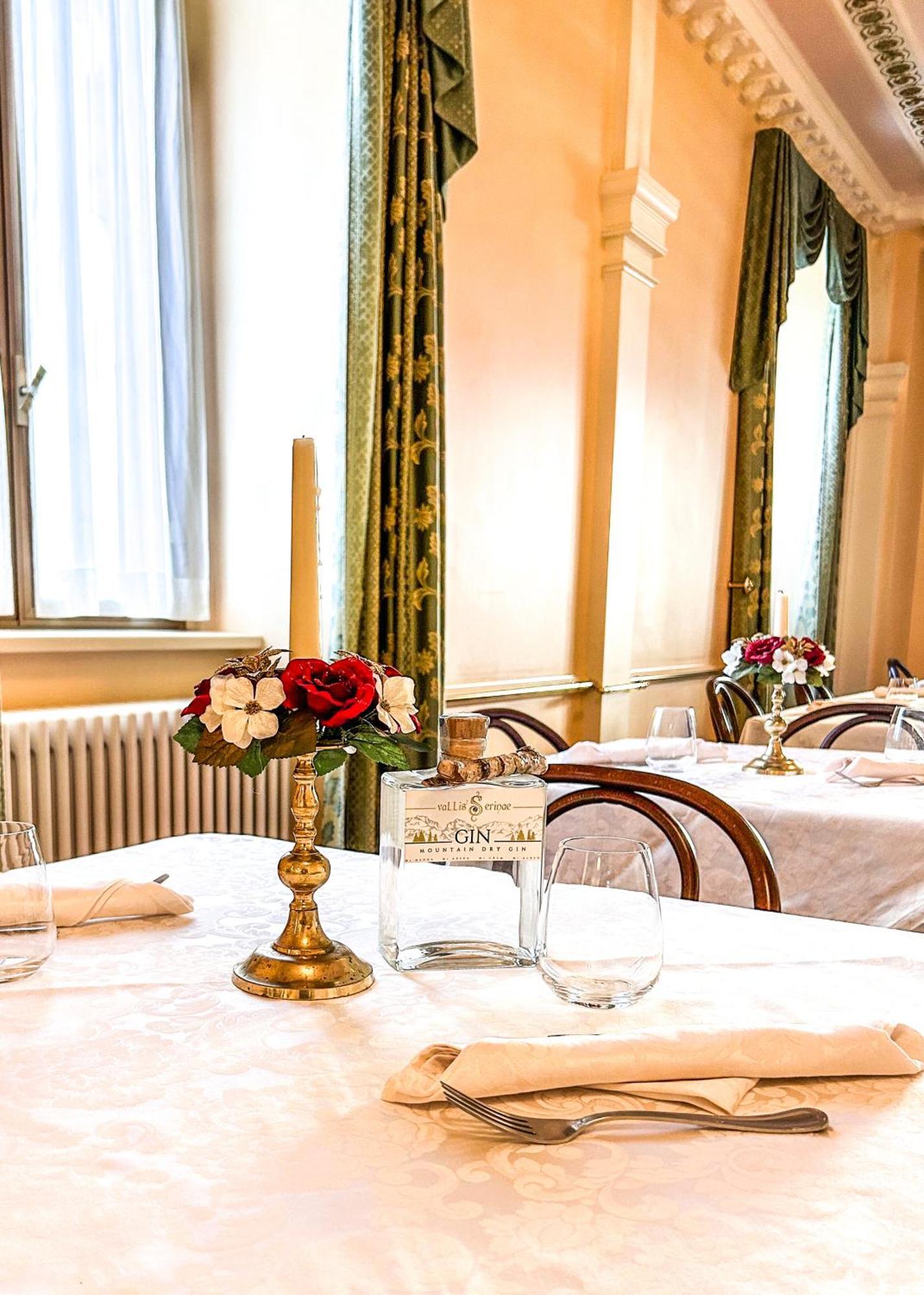 Hotel Moderno Restaurant Серина Экстерьер фото